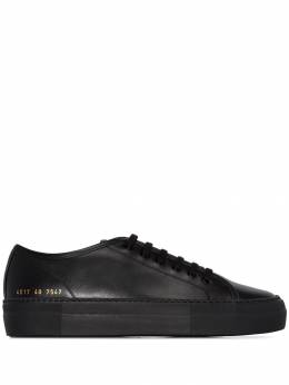 Common Projects: Чёрные кроссовки  Tournament