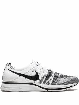 Nike: Белые кроссовки  Flyknit