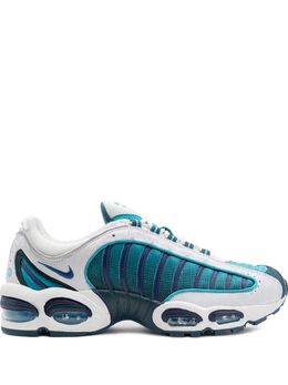 Nike: Светоотражающие кроссовки  Air Max Tailwind 4