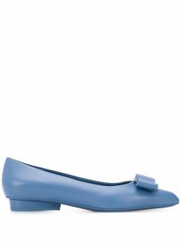 Salvatore Ferragamo: Голубые балетки  Viva