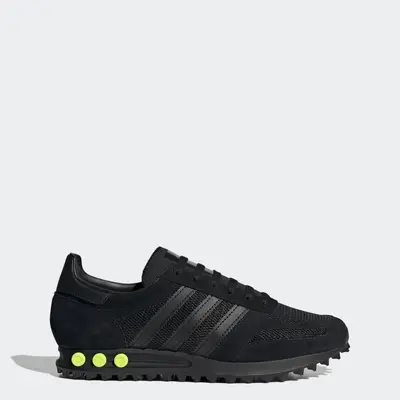 La trainer adidas store 2019