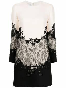 Valentino: Кружевное платье 