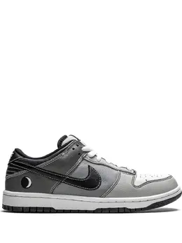 Nike: Чёрные кроссовки  SB Dunk Low