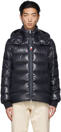 Moncler: Тёмная куртка  Cuvellier