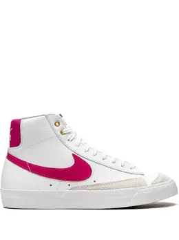 Nike: Белые кроссовки Blazer Mid 77