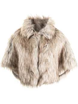 Unreal Fur: Плащ на меху 
