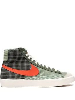 Nike: Зелёные кроссовки  Blazer Mid 77