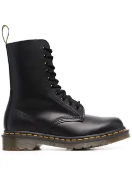 Dr. Martens: Чёрные ботинки 