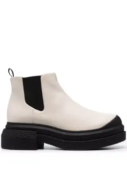 Stuart Weitzman: Белые ботинки  Charli