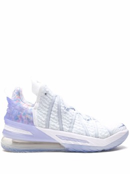 Nike: Голубые кроссовки  Lebron 18