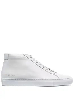 Common Projects: Светлые кроссовки