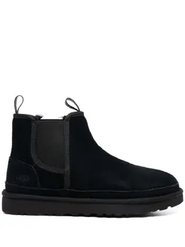 UGG: Чёрные ботинки 