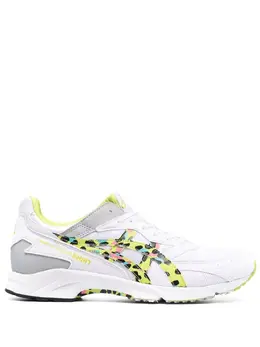 ASICS: Белые кроссовки 