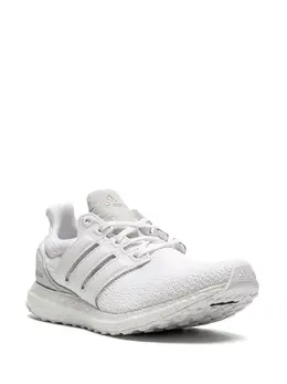adidas: Белые кроссовки  UltraBoost DNA