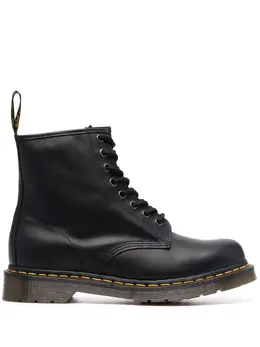 Dr. Martens: Чёрные ботинки 