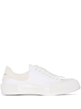 Alexander McQueen: Белые кроссовки  Deck Plimsoll