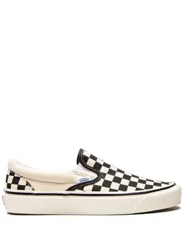 Vans: Белые кроссовки  Classic Slip On