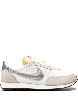 Nike: Белые кроссовки  Waffle Trainer 2