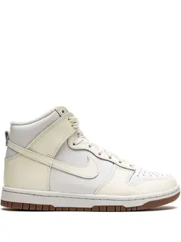 Nike: Белые кроссовки  Dunk High