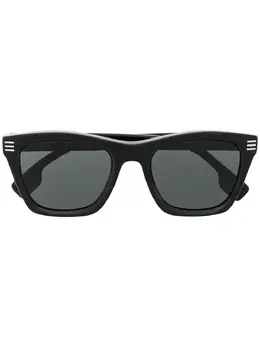 Burberry Eyewear: Очки 