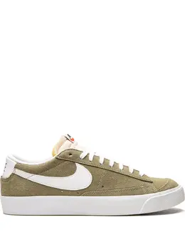 Nike: Светлые кроссовки Blazer Low 77