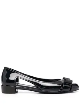 Salvatore Ferragamo: Чёрные туфли  Vara
