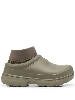 UGG: Зелёные ботинки  Tasman