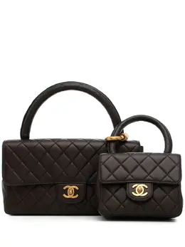 Chanel Pre-Owned: Тёмная сумка 