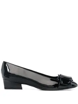 Salvatore Ferragamo: Чёрные туфли 