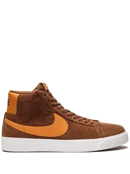 Nike: Оранжевые кроссовки  SB Blazer Mid