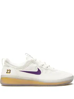 Nike: Белые кроссовки 