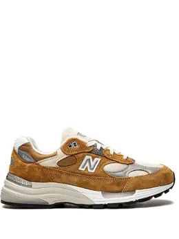 New Balance: Коричневые кроссовки  992
