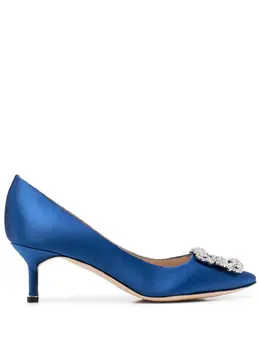 Manolo Blahnik: Голубые туфли  Hangisi