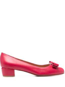 Salvatore Ferragamo: Розовые туфли  Vara Bow