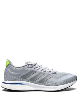 adidas: Серебристые кроссовки  Supernova