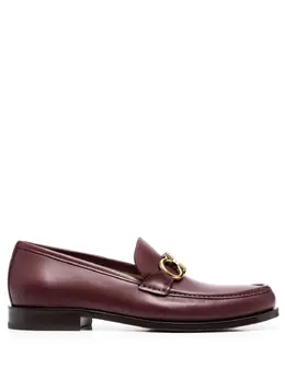 Salvatore Ferragamo: Красные туфли  Gancini