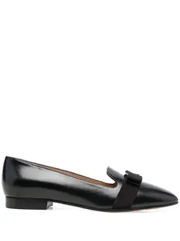 Salvatore Ferragamo: Чёрные туфли 