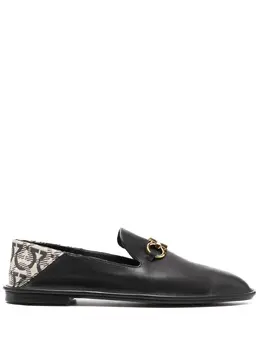 Salvatore Ferragamo: Чёрные лоферы 