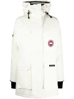 Canada Goose: Белое пальто 