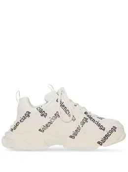 Balenciaga: Белые кроссовки Triple S