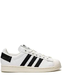 adidas: Белые кроссовки  Superstar