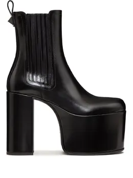 Valentino Garavani: Чёрные ботинки 