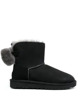 UGG: Чёрные ботинки Mini Bailey