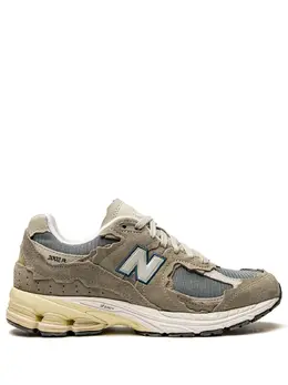 New Balance: Кроссовки  2002R