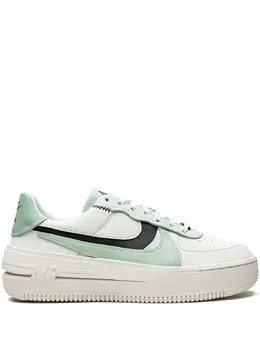 Nike: Белые кроссовки  Air Force 1