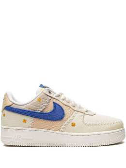 Nike: Бежевые кроссовки  Air Force 1 Low