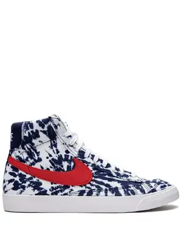 Nike: Белые кроссовки Blazer Mid 77 Vintage