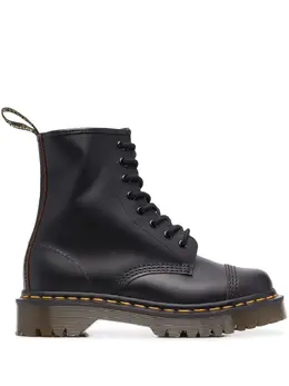 Dr. Martens: Чёрные ботинки  1460 Bex