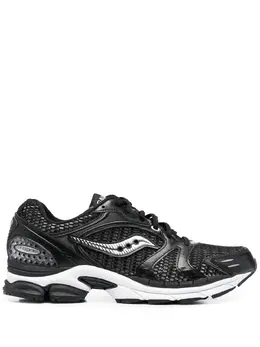 Saucony: Чёрные кроссовки 