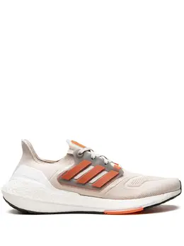 adidas: Многоцветные кроссовки  UltraBoost